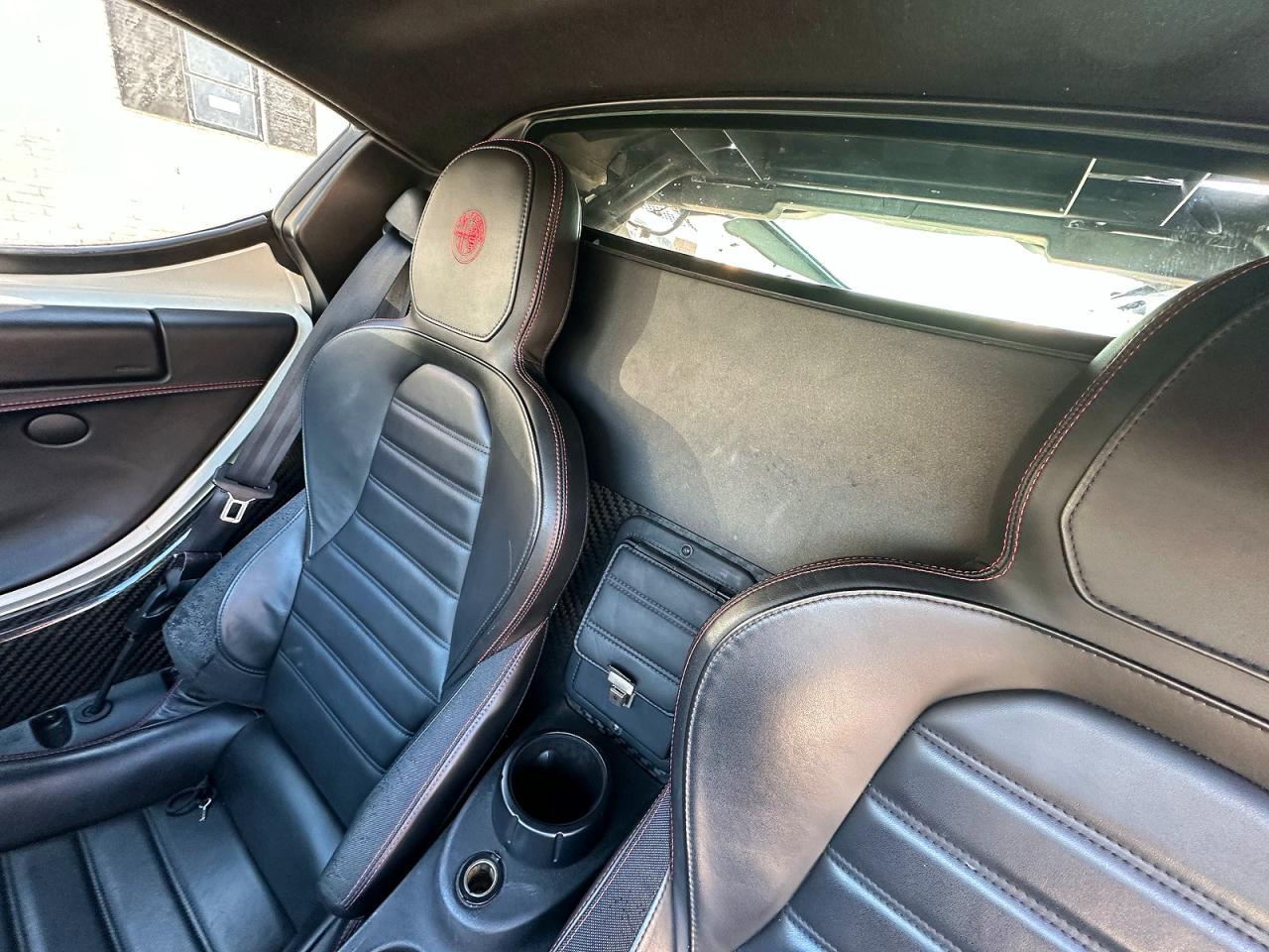 2016 Alfa Romeo 4C - zdjęcie 6