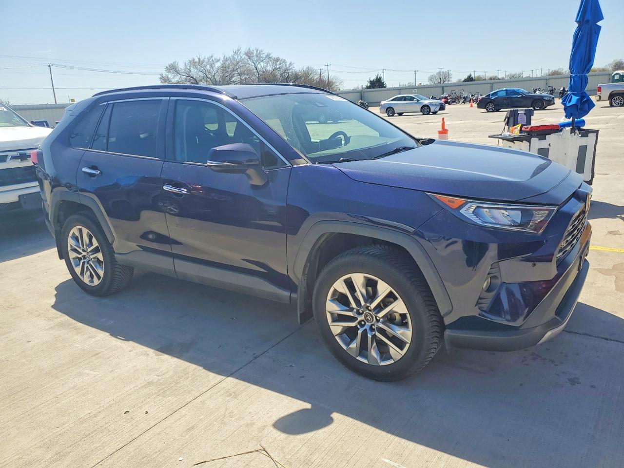 2019 Toyota Rav4 Limited - zdjęcie 4