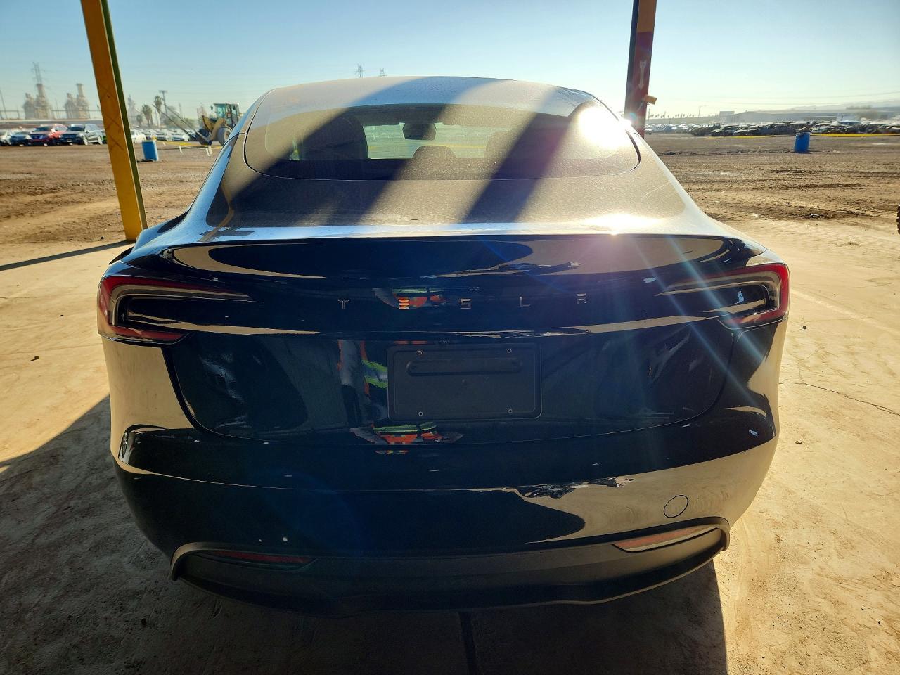 2025 Tesla Model 3 - zdjęcie 6