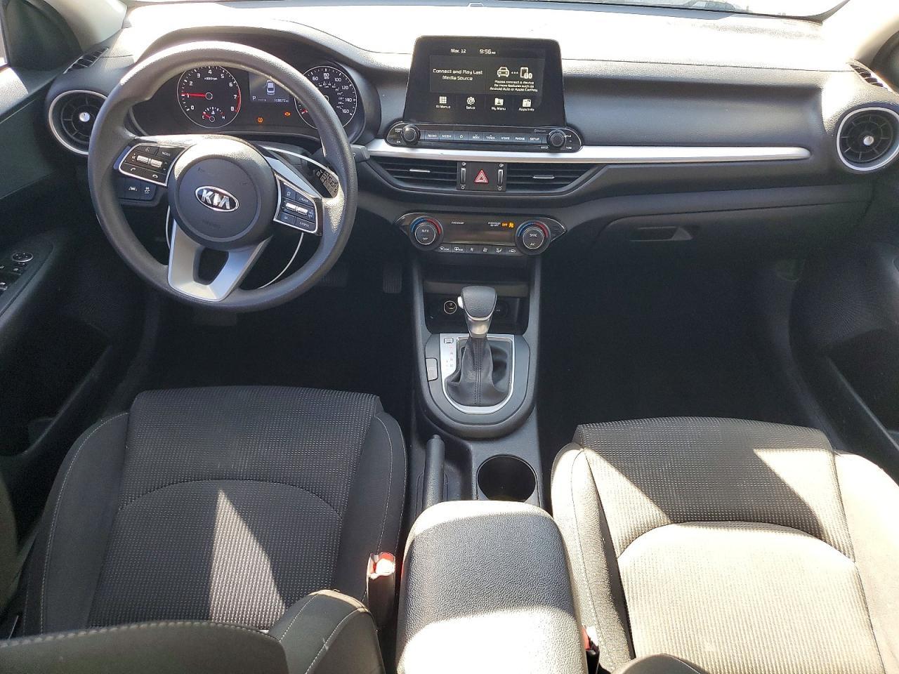 2019 Kia Forte Lxs - zdjęcie 8