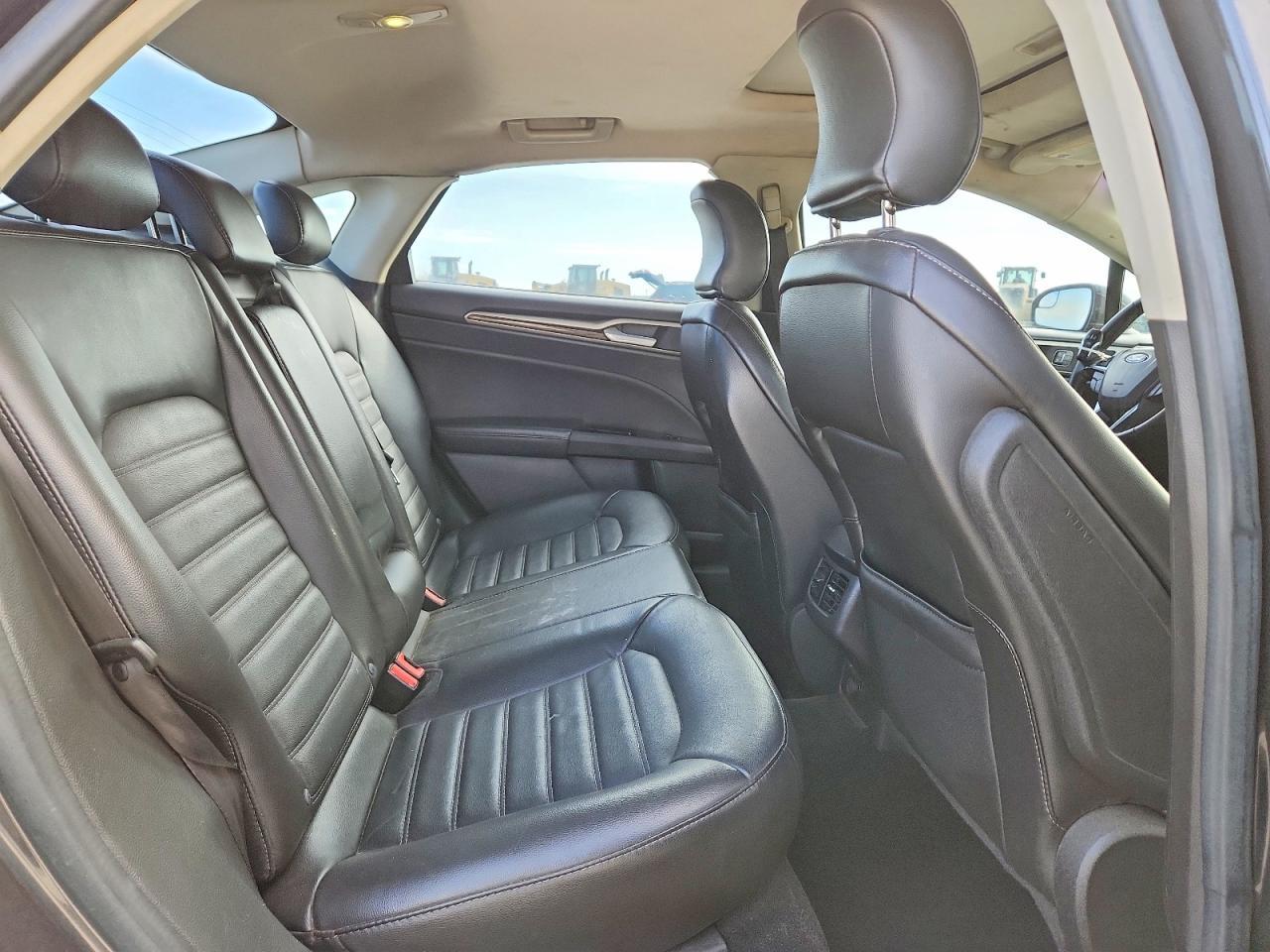 2016 Ford Fusion Se - zdjęcie 10