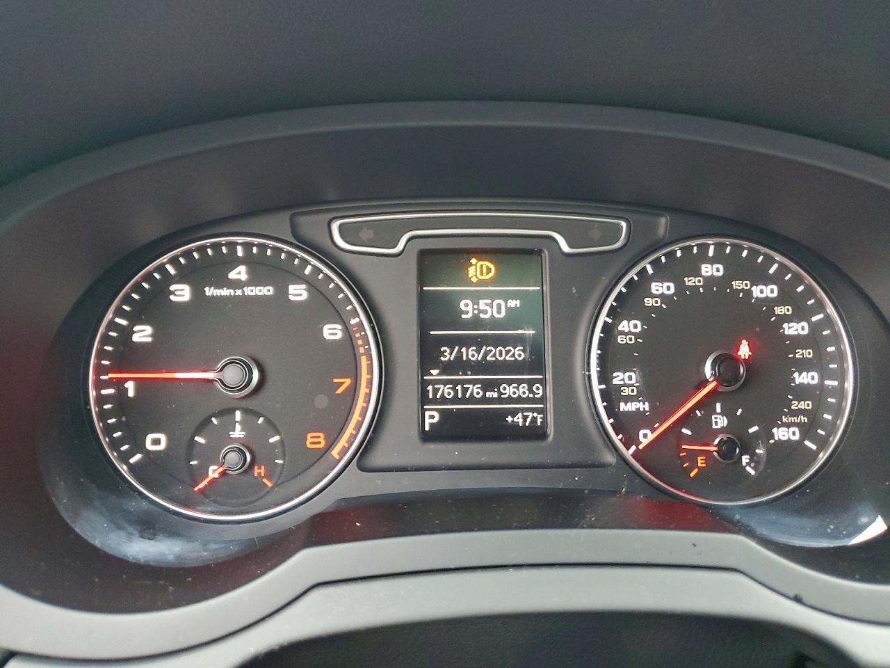 2015 Audi Q3 Premium Plus - zdjęcie 9