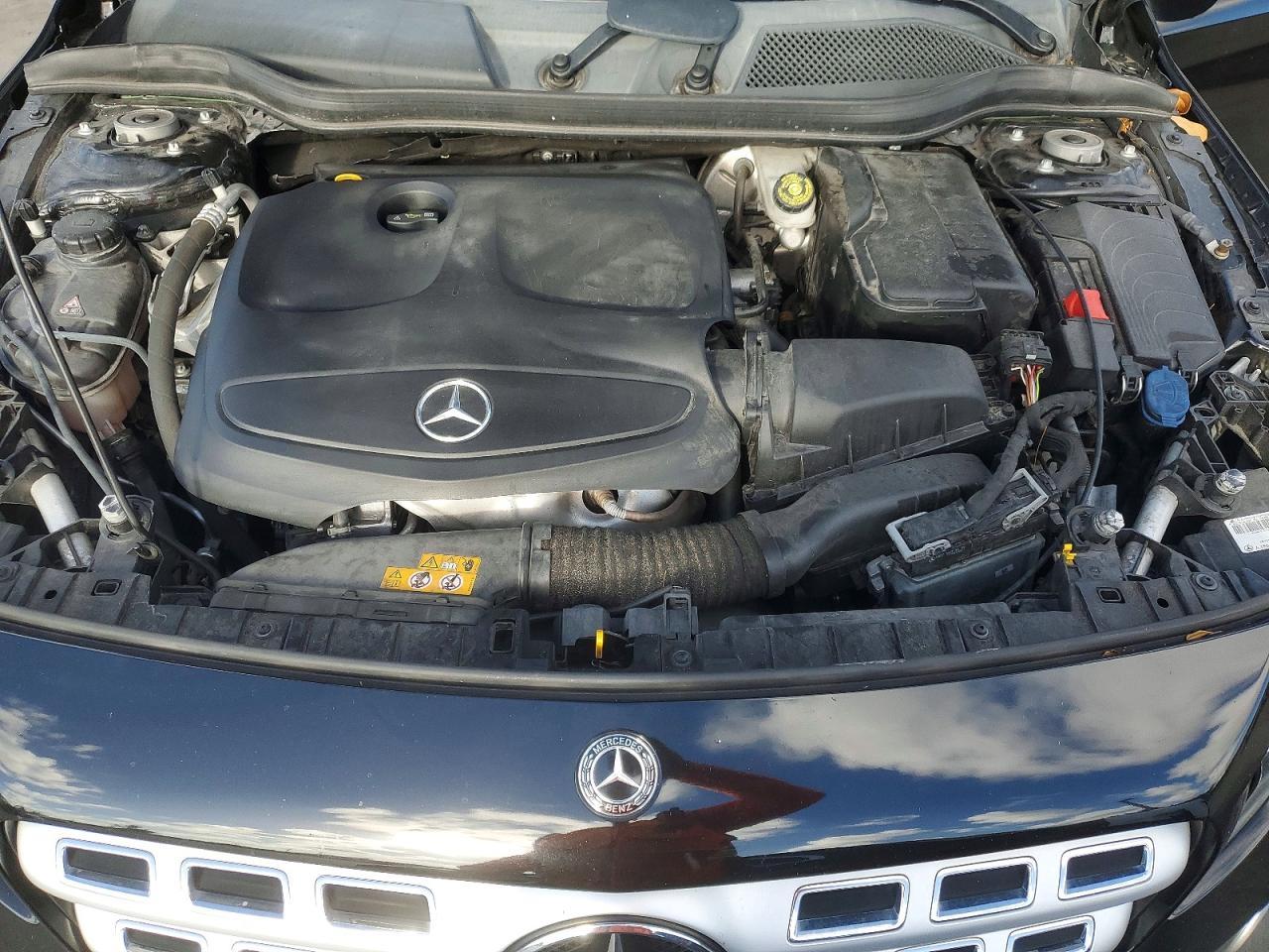 2018 Mercedes-Benz Gla 250 - zdjęcie 12