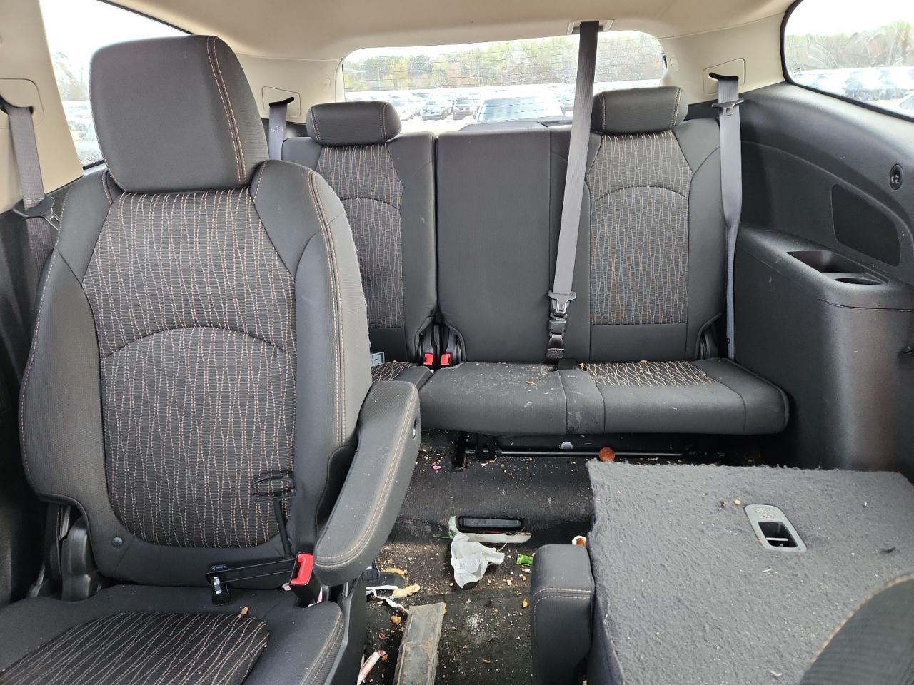 2014 Chevrolet Traverse Lt - zdjęcie 10