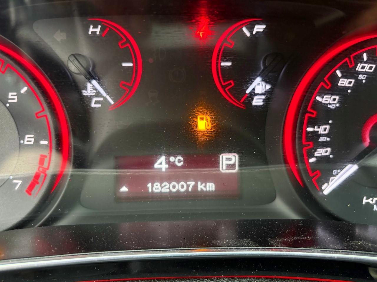 2015 Dodge Dart Sxt - zdjęcie 8