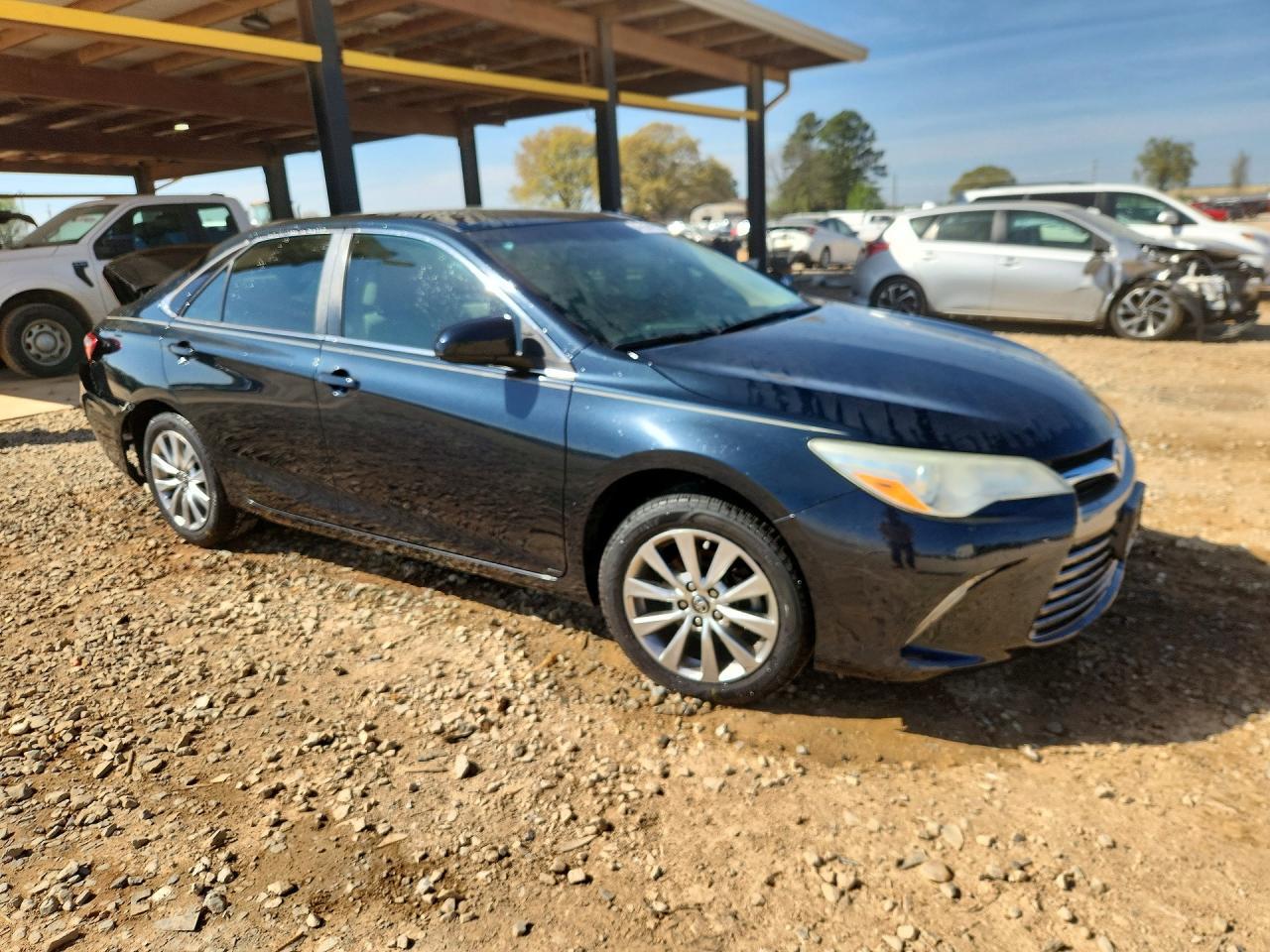 2017 Toyota Camry Xle - zdjęcie 4
