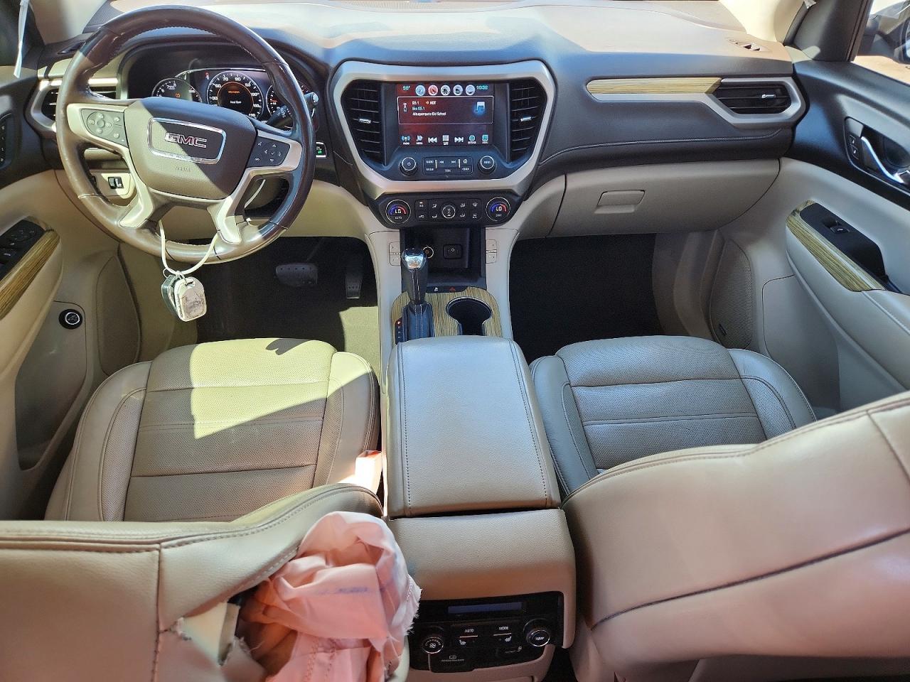2019 GMC Acadia Denali - zdjęcie 8