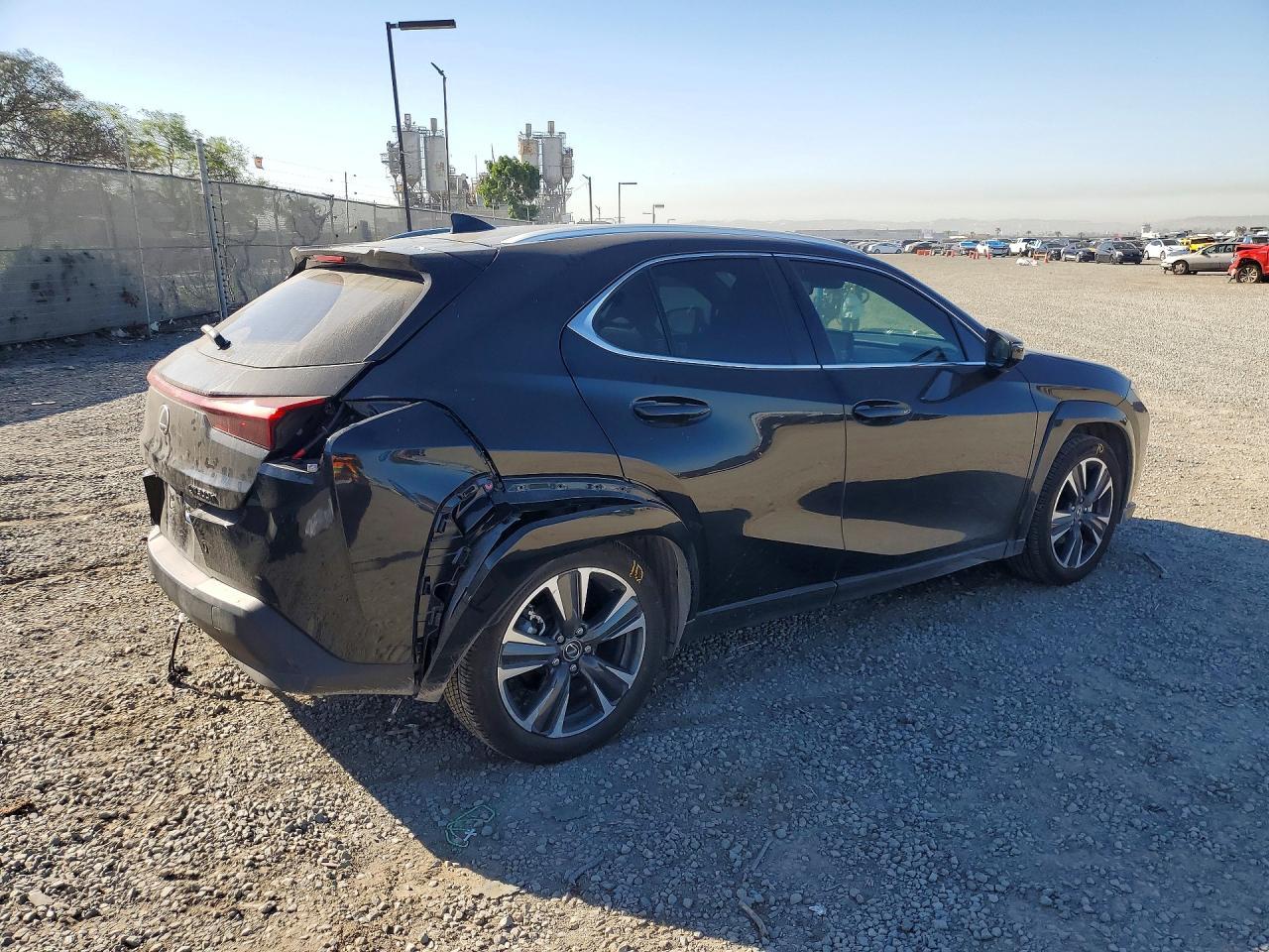 2025 Lexus Ux 300H Premium - zdjęcie 3