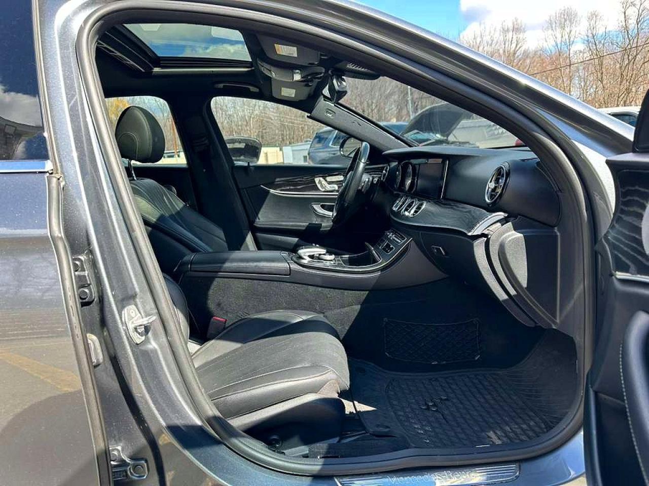 2018 Mercedes-Benz E 400 4Matic - zdjęcie 9