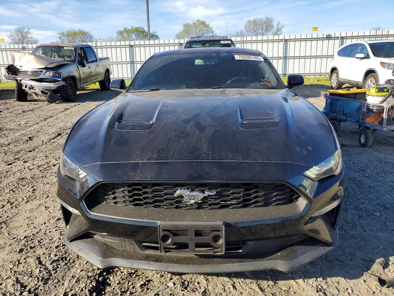 2018 Ford Mustang - zdjęcie 5