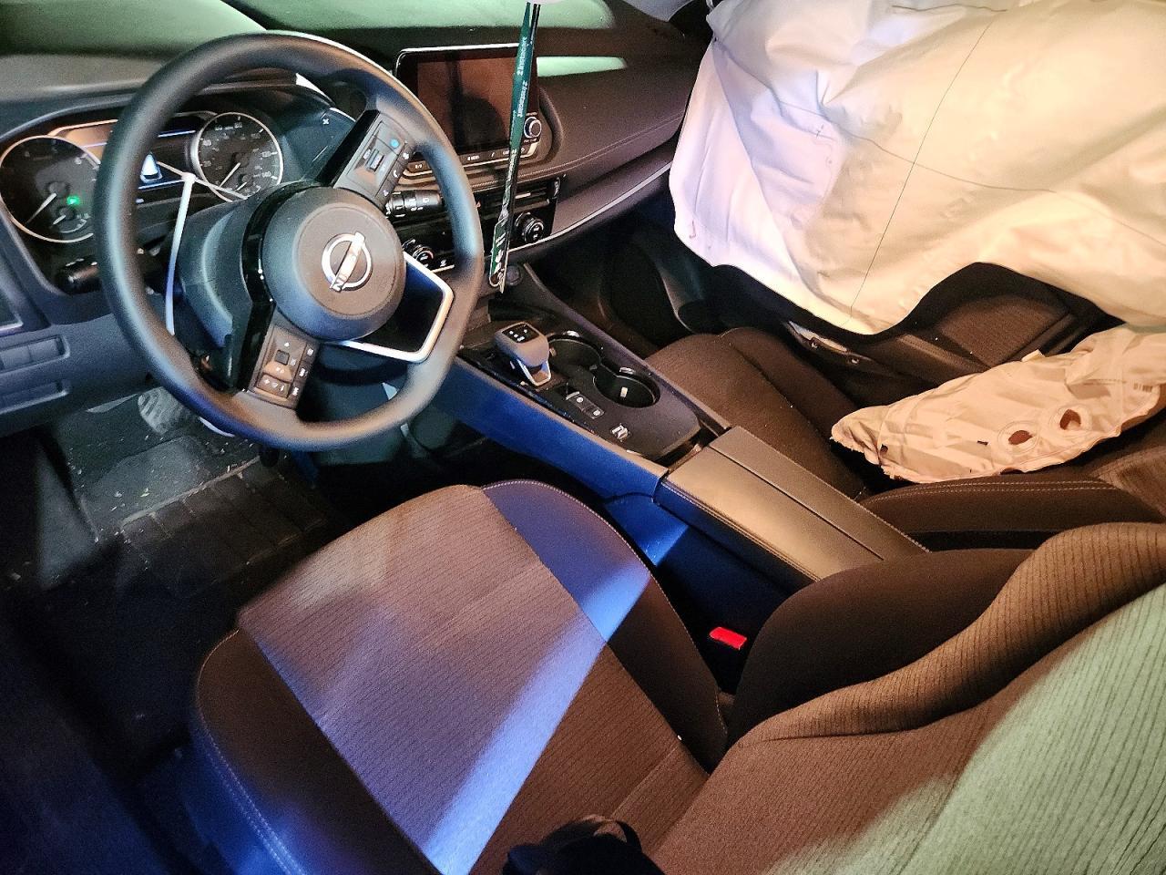 2022 Nissan Rogue Sv - zdjęcie 8