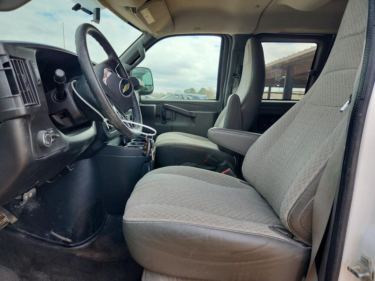 2016 Chevrolet Express G3500 Lt - zdjęcie 7