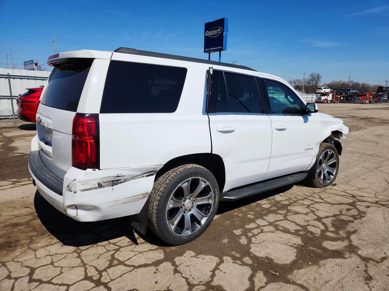 2019 Chevrolet Tahoe K1500 Ls - zdjęcie 3