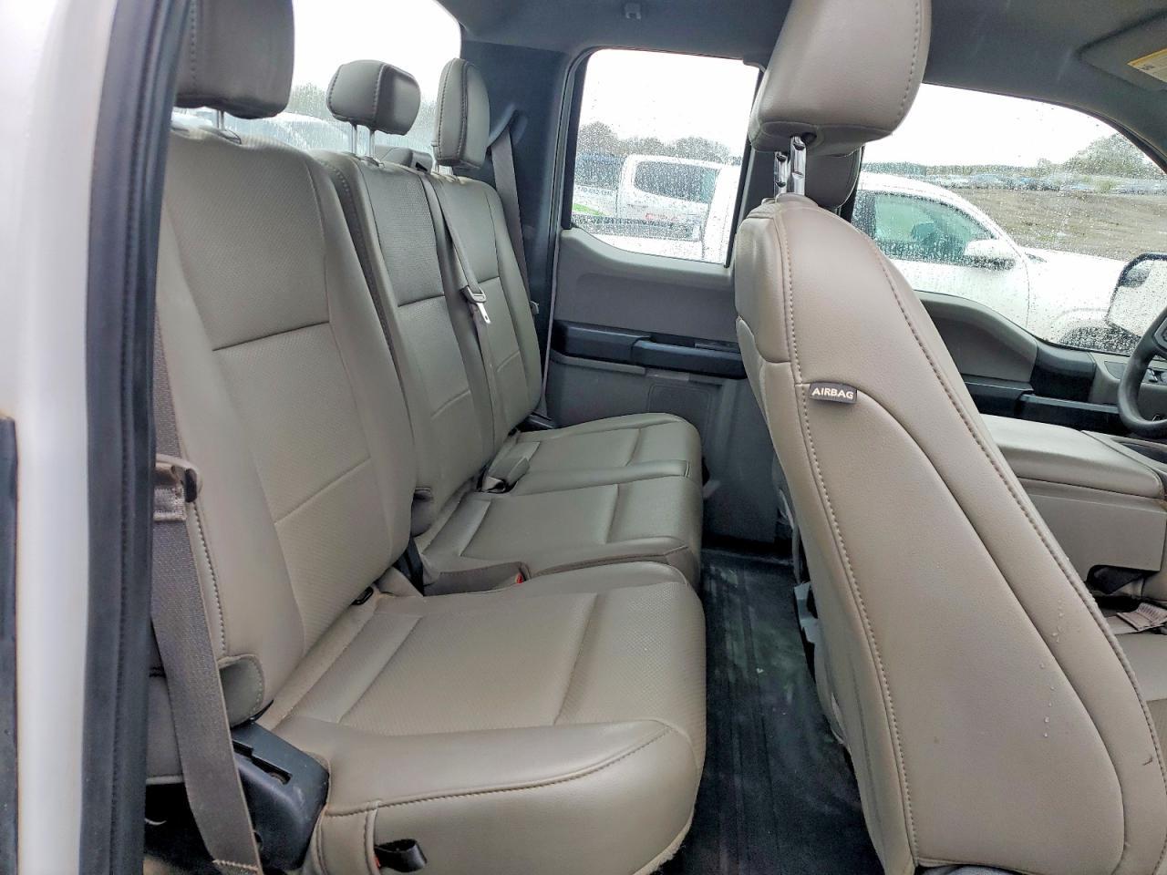 2019 Ford F150 Super Cab - zdjęcie 10