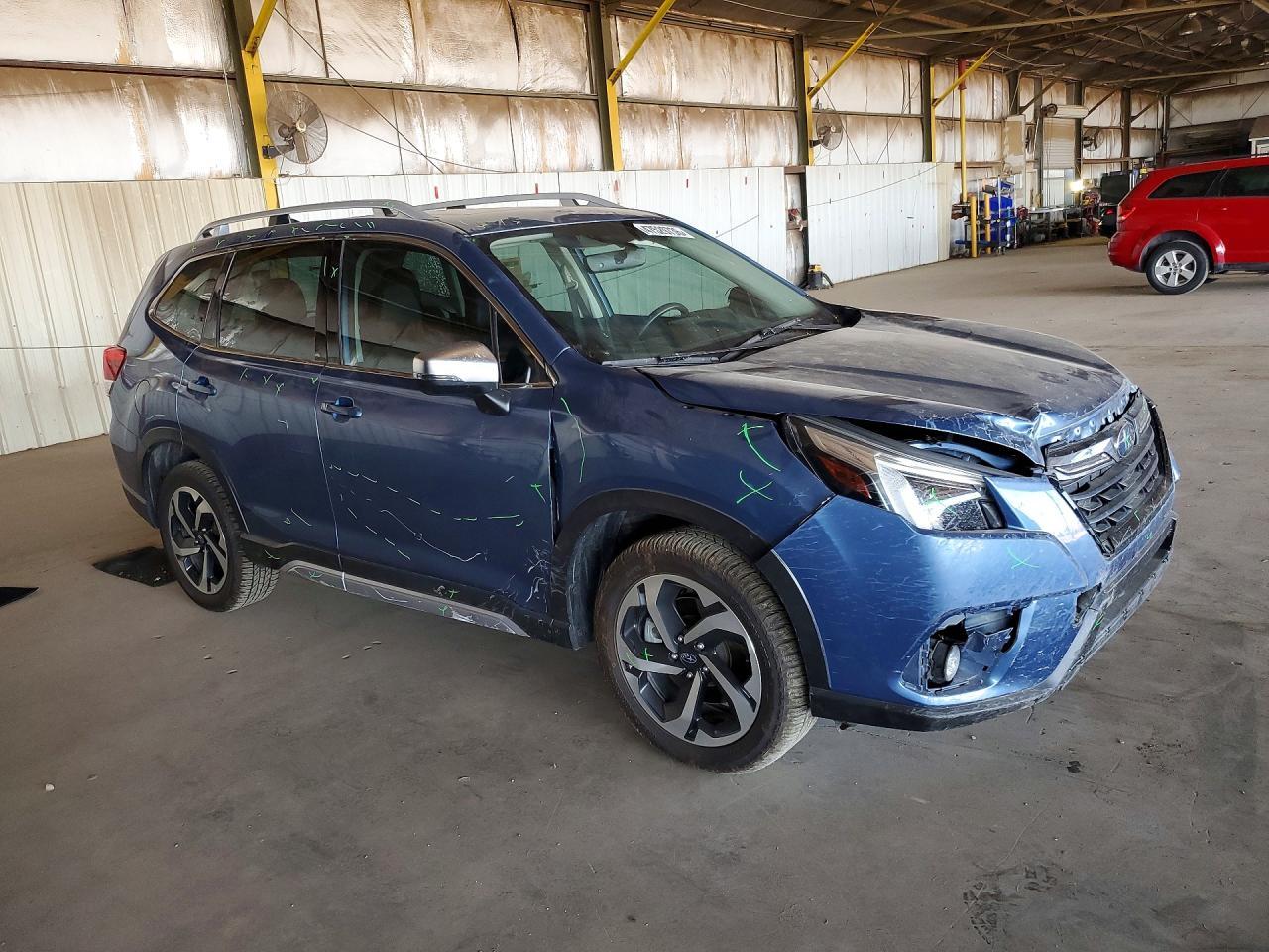 2023 Subaru Forester Touring - zdjęcie 4