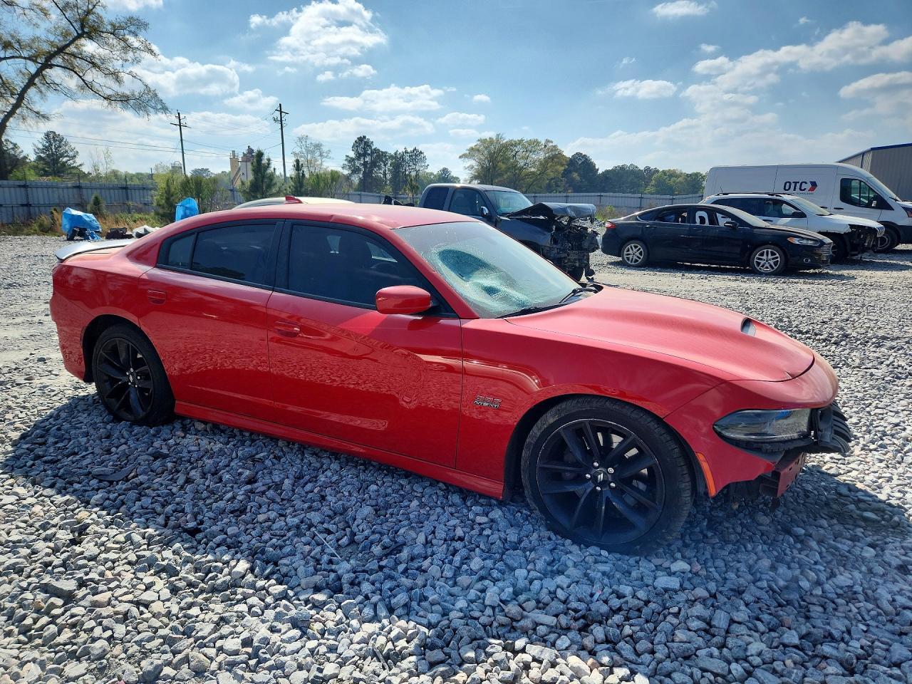2019 Dodge Charger Scat Pack - zdjęcie 4