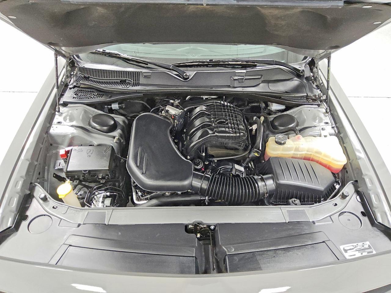 2023 Dodge Challenger Sxt - zdjęcie 11