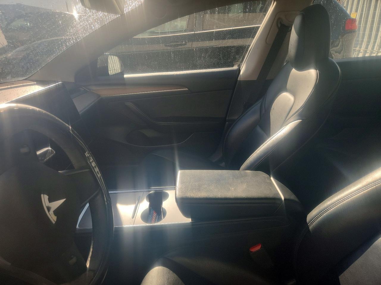 2022 Tesla Model 3 - zdjęcie 7