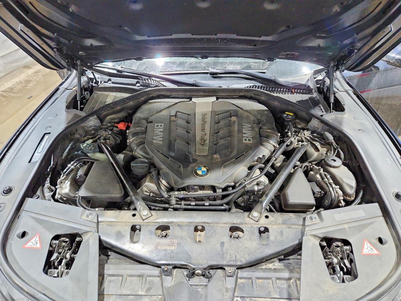 2015 BMW 750 Lxi - zdjęcie 11