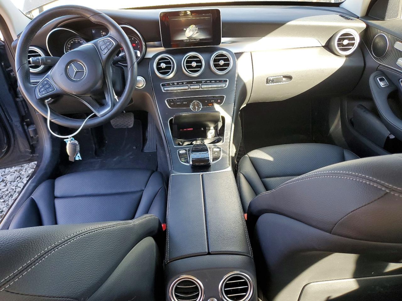 2015 Mercedes-Benz C 300 4Matic - zdjęcie 8