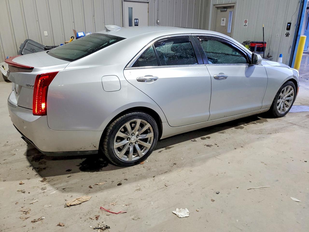 2017 Cadillac Ats Luxury - zdjęcie 3