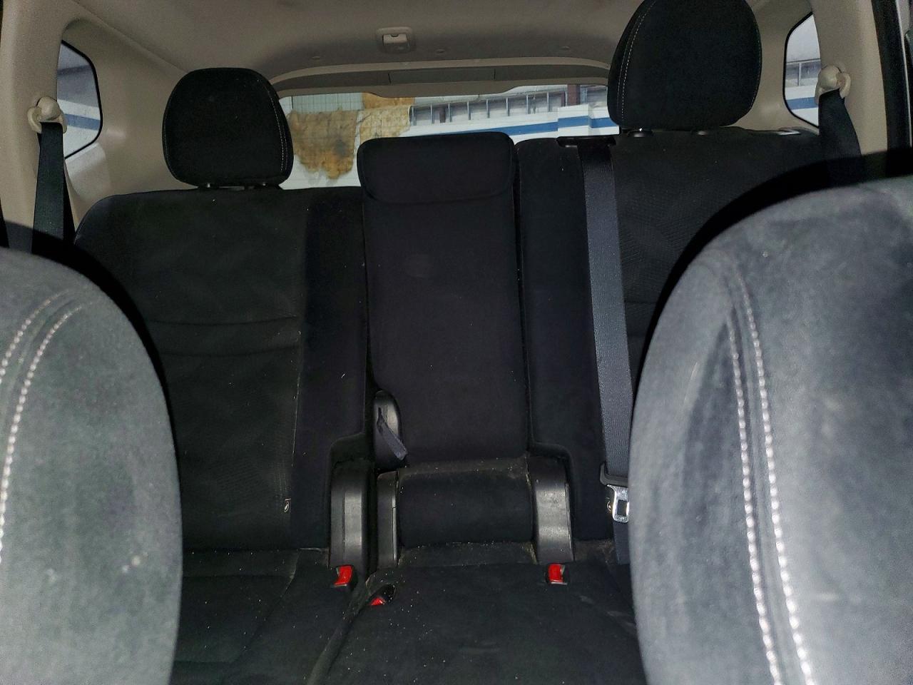 2016 Nissan Rogue S - zdjęcie 10