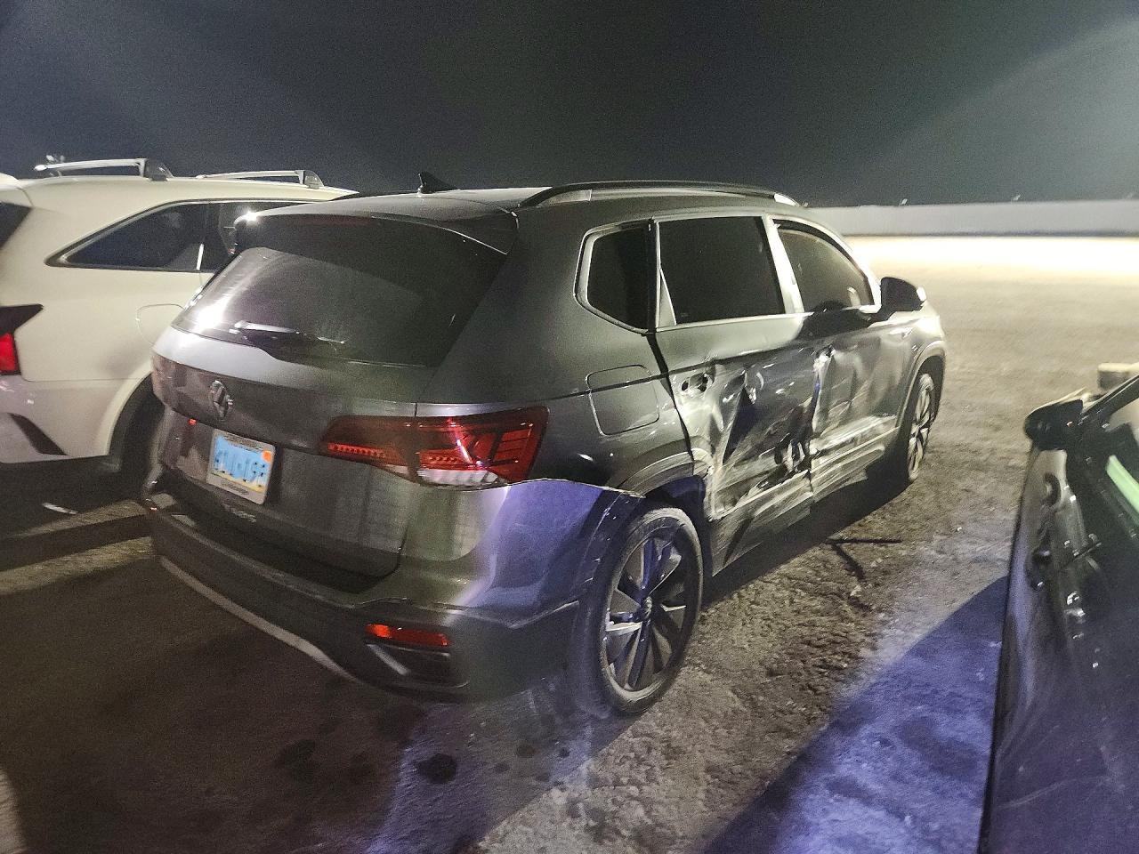 2024 Volkswagen Taos S - zdjęcie 3