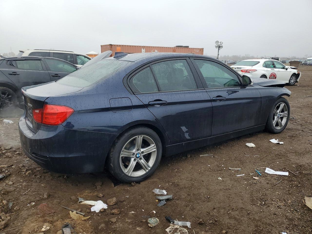 2013 BMW Seria 3 328i - zdjęcie 3