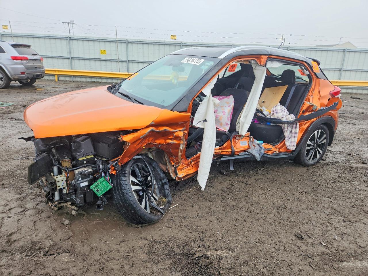 2019 Nissan Kicks Sr - zdjęcie główne