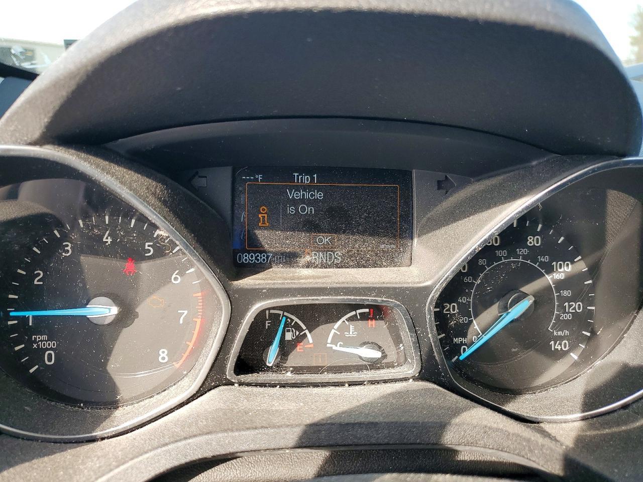 2019 Ford Escape S - zdjęcie 9