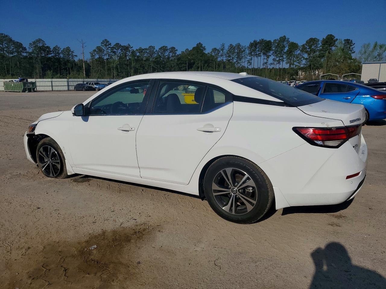 2023 Nissan Sentra Sv - zdjęcie 2
