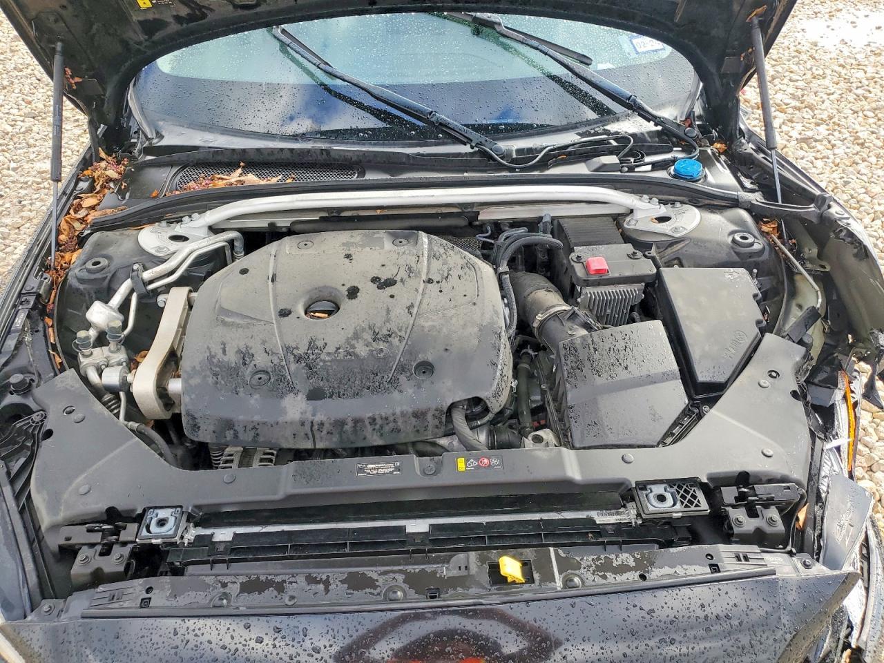 2021 Volvo V60 T5 Momentum - zdjęcie 11