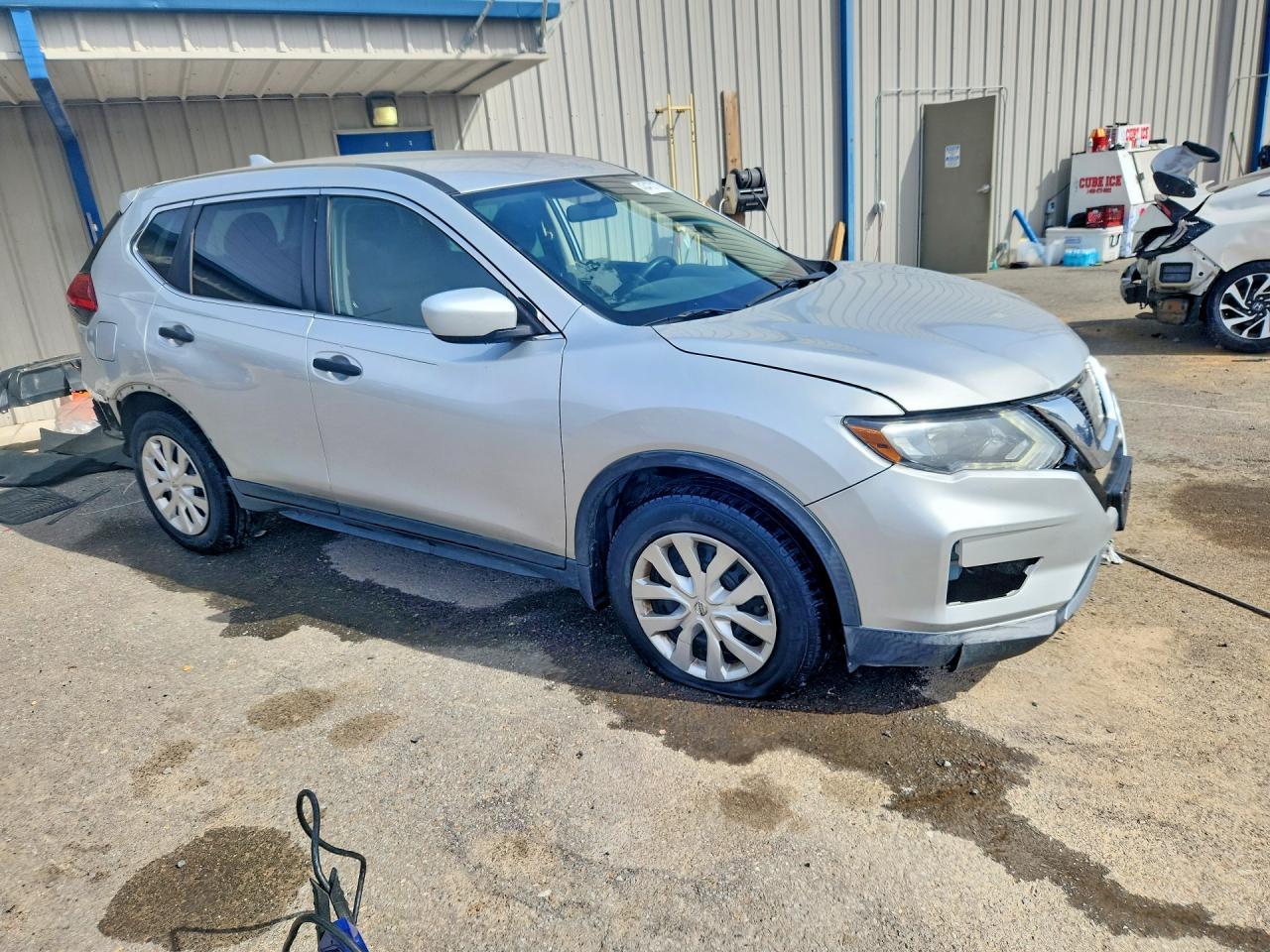 2017 Nissan Rogue S - zdjęcie 4