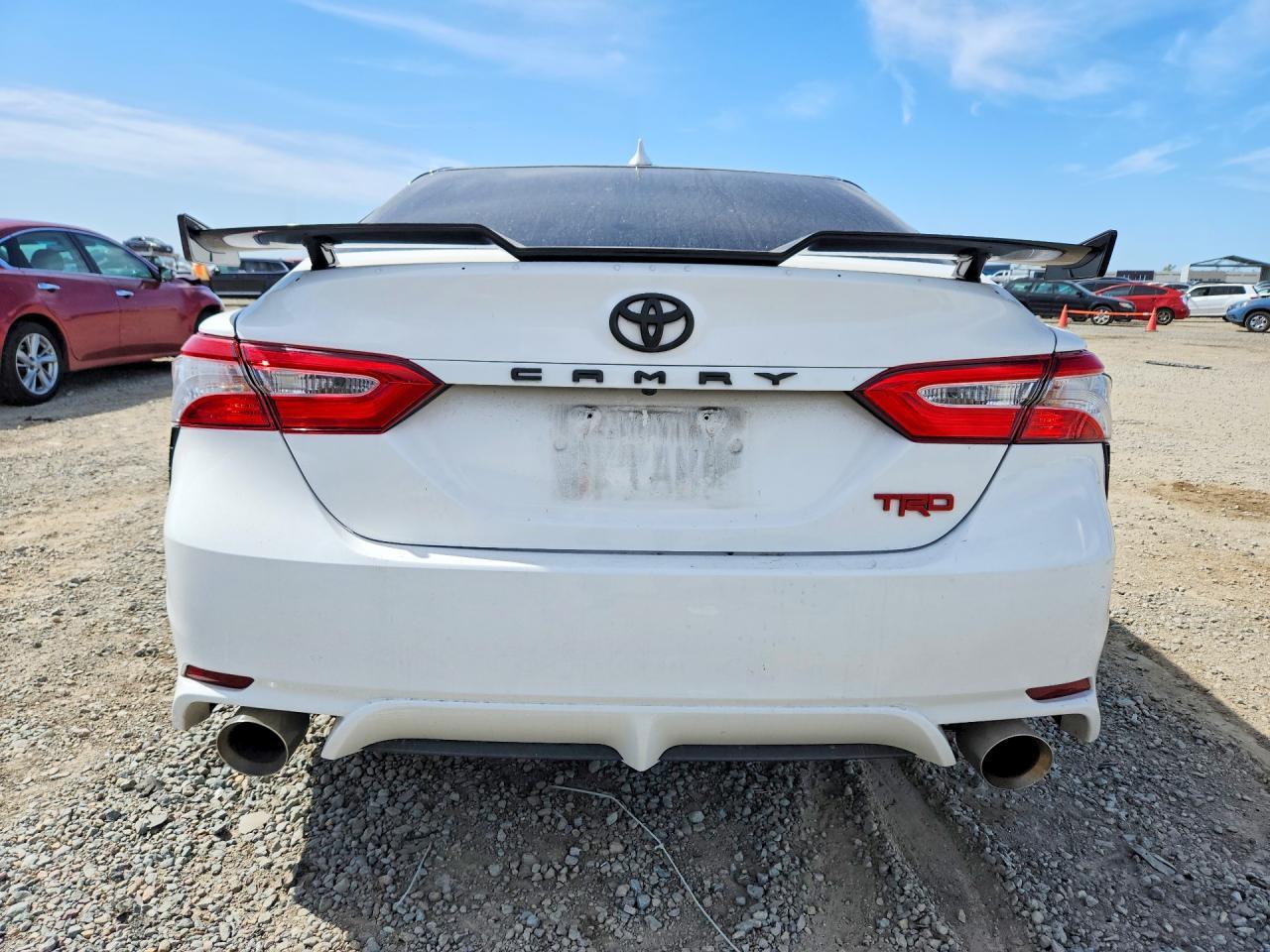 2020 Toyota Camry Se - zdjęcie 6