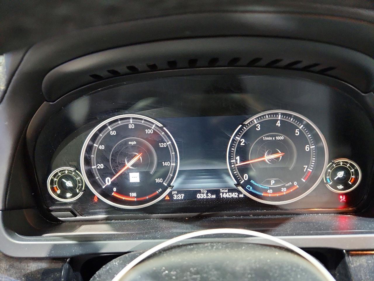 2015 BMW 750 Lxi - zdjęcie 9