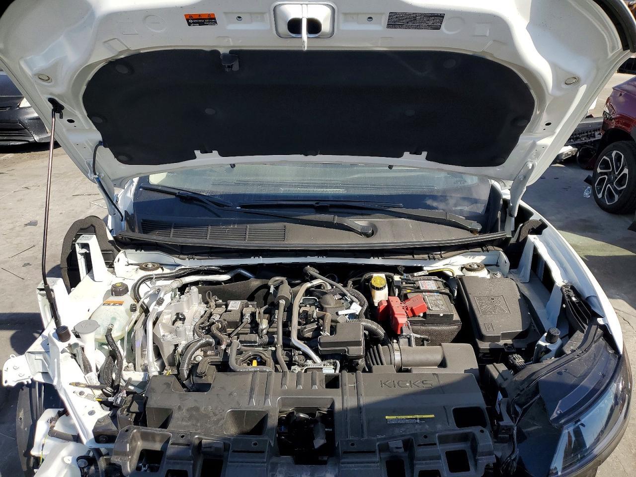 2026 Nissan Kicks Sr - zdjęcie 11