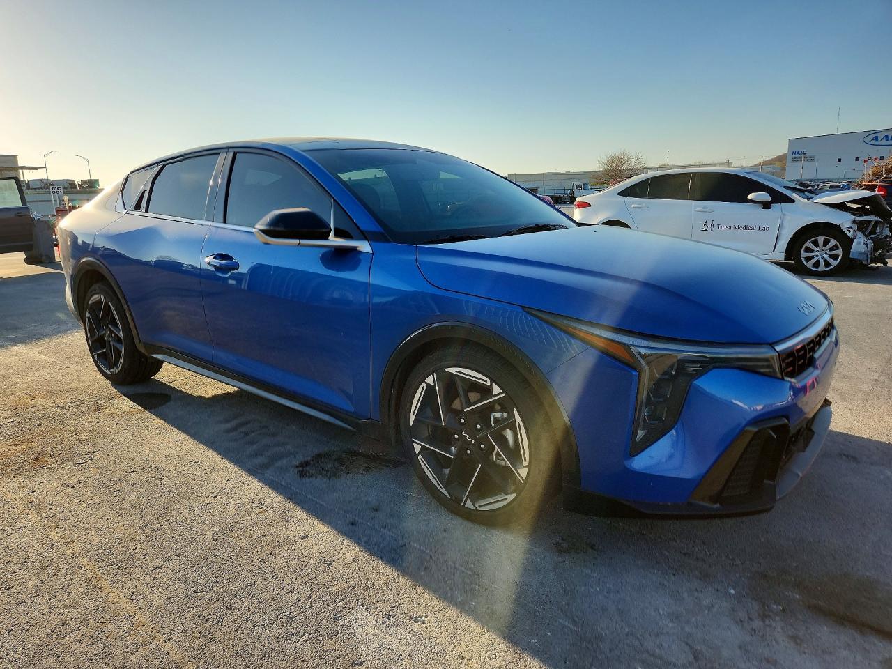 2025 Kia K4 Gt-Line - zdjęcie 4