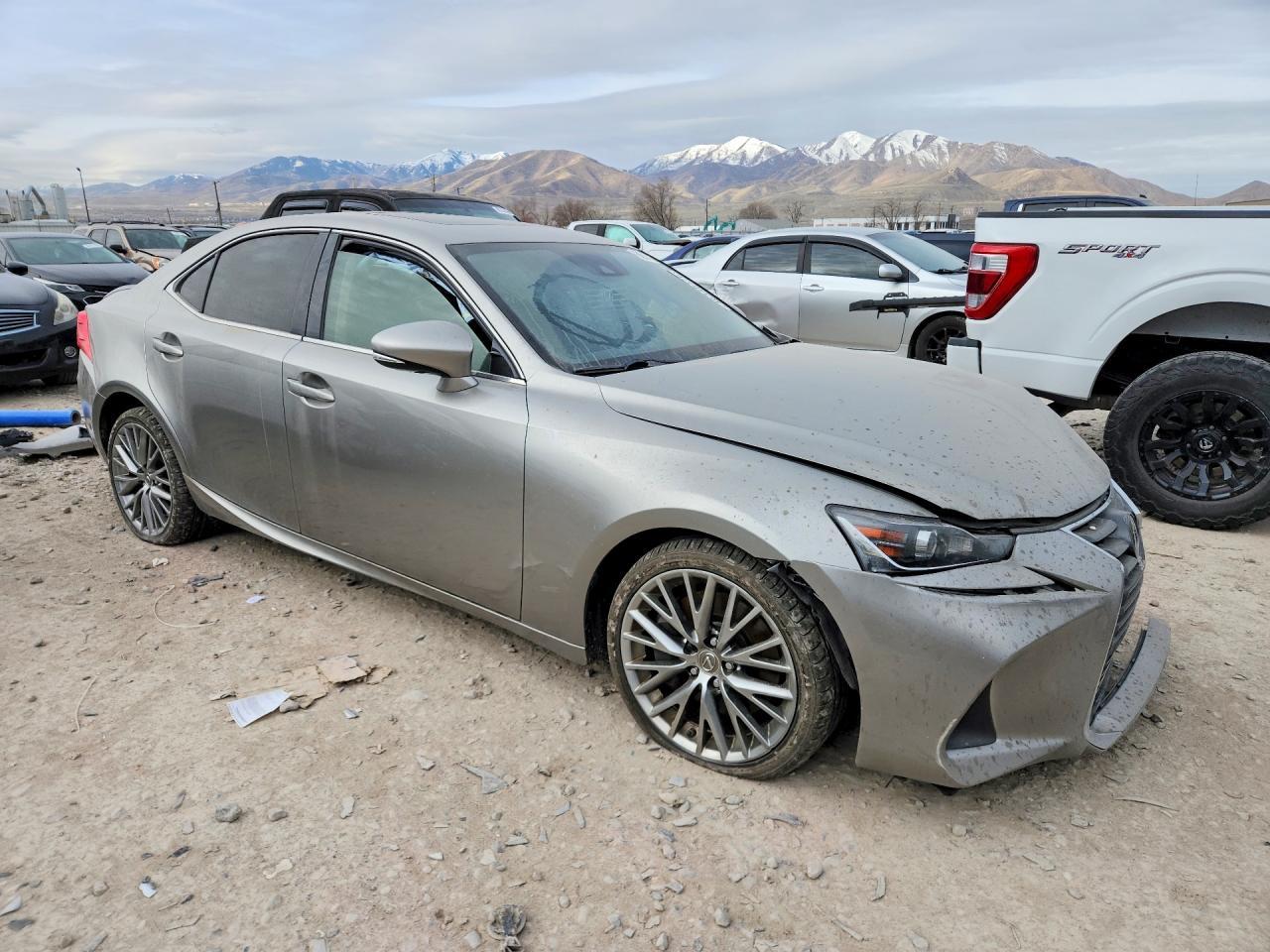 2017 Lexus Is 300 Base - zdjęcie 4