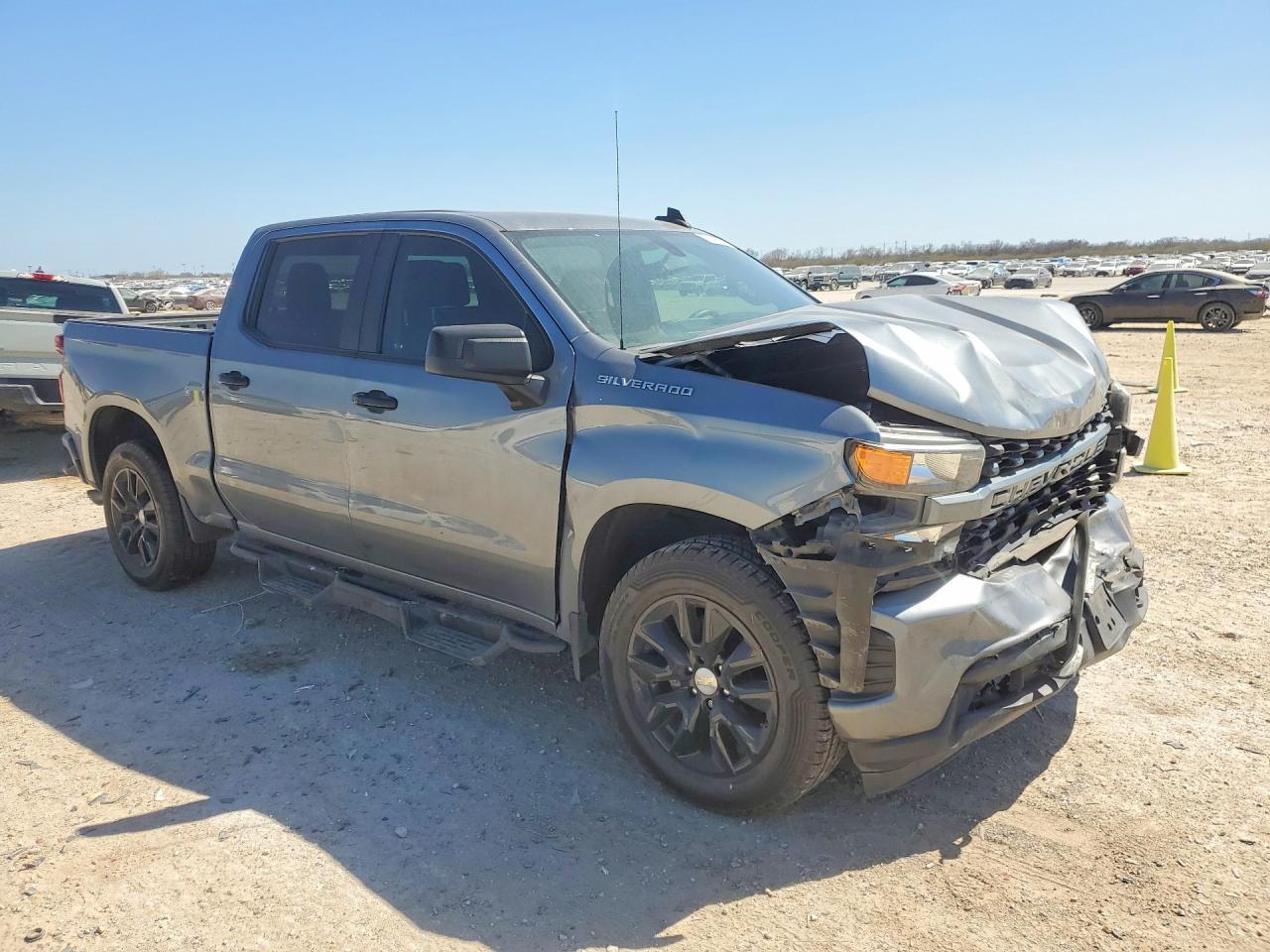 2021 Chevrolet Silverado C1500 Custom - zdjęcie 4