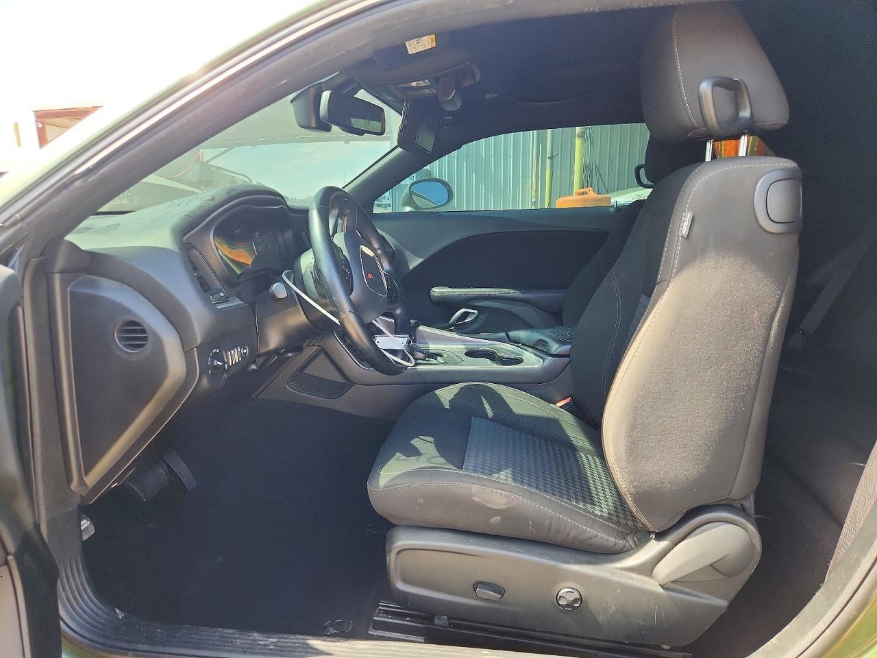 2020 Dodge Challenger Sxt - zdjęcie 7