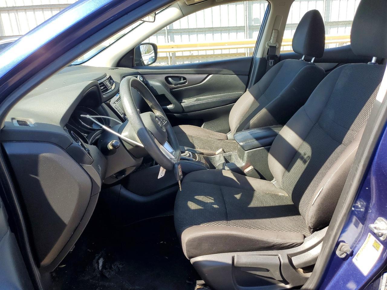 2020 Nissan Rogue Sport S - zdjęcie 7