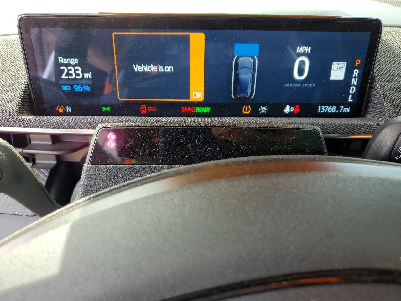 2024 Ford Mustang Mach-E Premium - zdjęcie 9