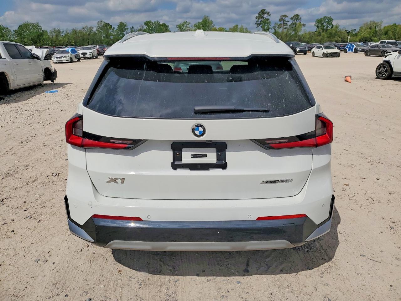 2025 BMW X1 xDrive28I - zdjęcie 6