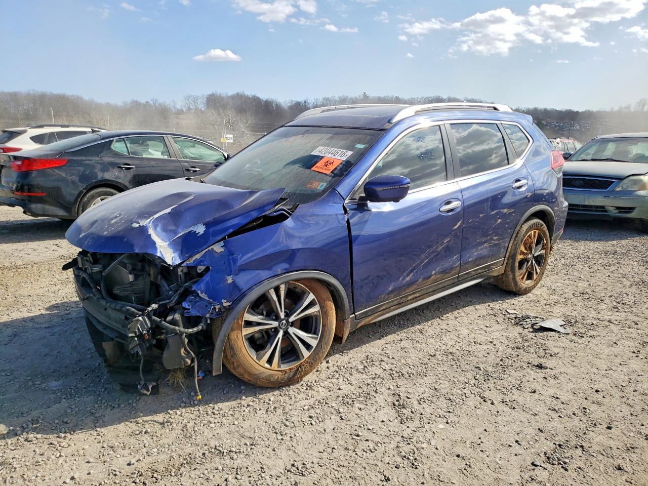 2019 Nissan Rogue Sv - zdjęcie główne