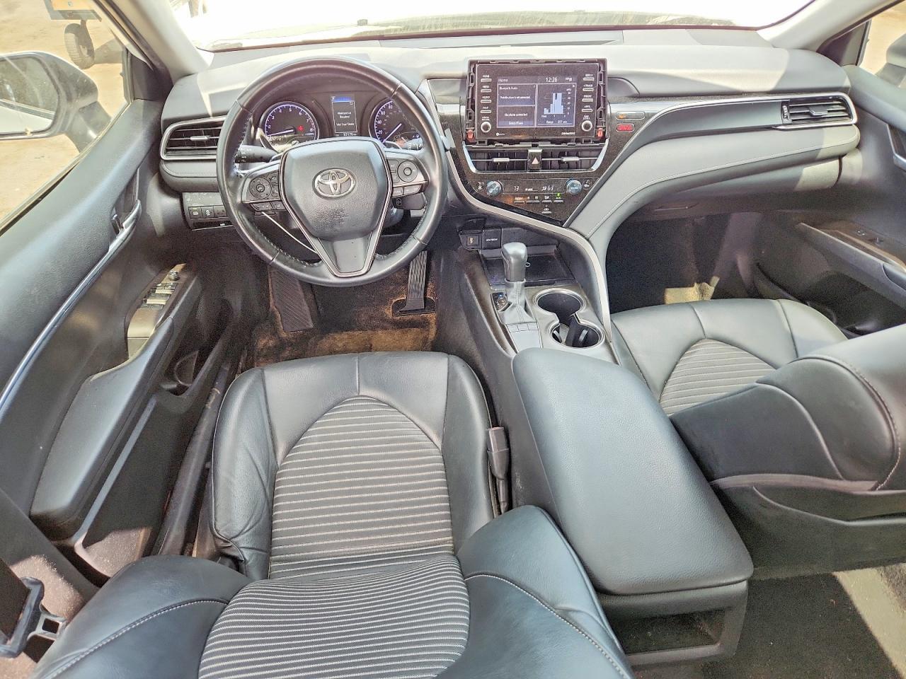 2023 Toyota Camry Se - zdjęcie 8