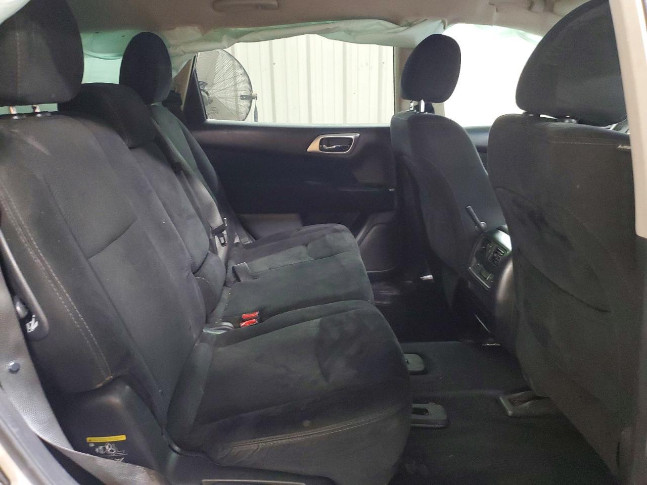 2016 Nissan Pathfinder Sv - zdjęcie 10