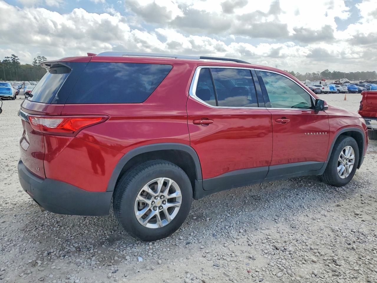 2018 Chevrolet Traverse Lt - zdjęcie 3