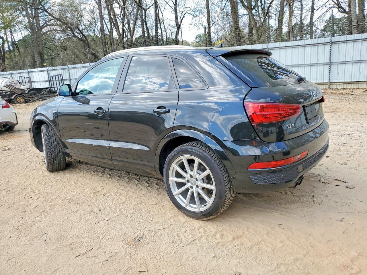 2018 Audi Q3 Premium - zdjęcie 2