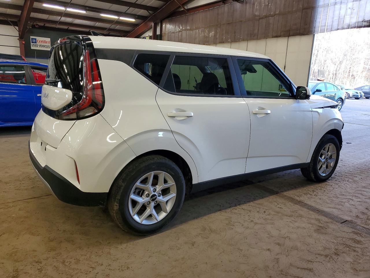 2025 Kia Soul Lx - zdjęcie 3