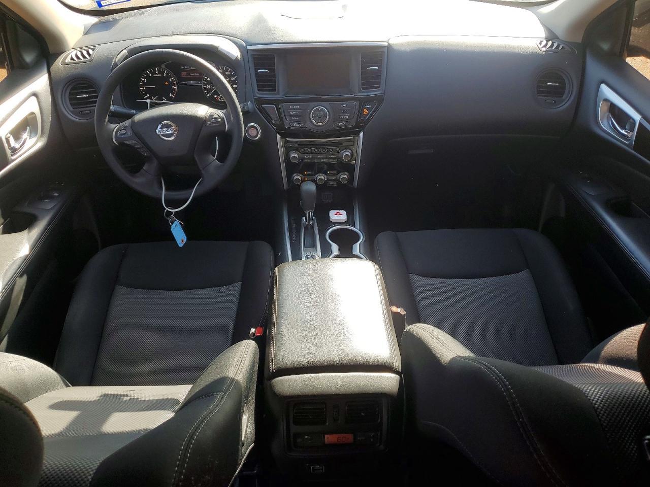 2018 Nissan Pathfinder S - zdjęcie 8